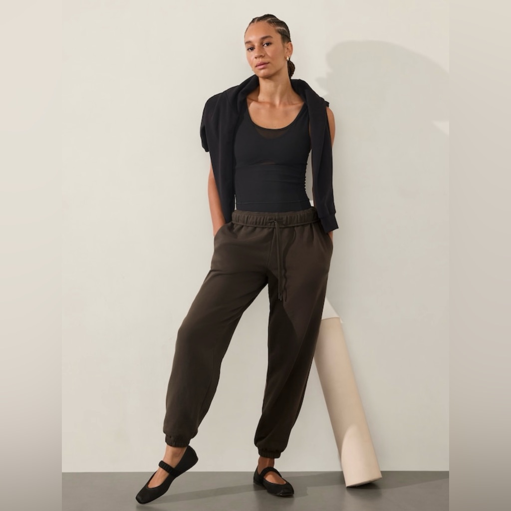 Athleta Forever Fleece High Rise Jogger // Truffle